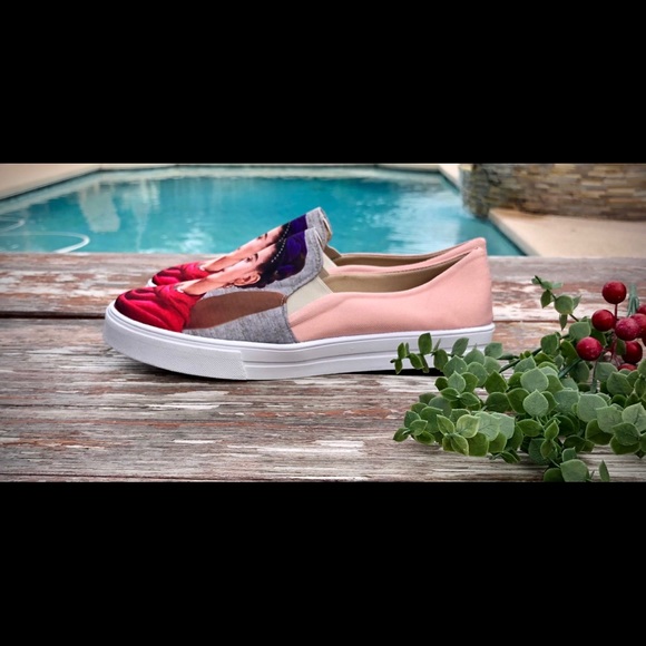 Frida Kahlo Canvas Flats/Loafers Gray - Picture 3 of 4